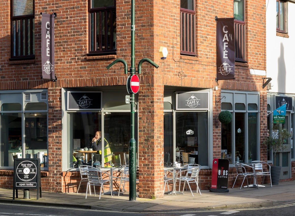 Cafe V